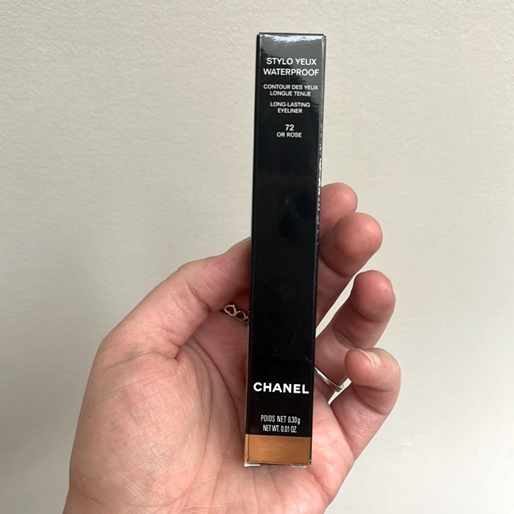Chanel or rose long lasting eyeliner
